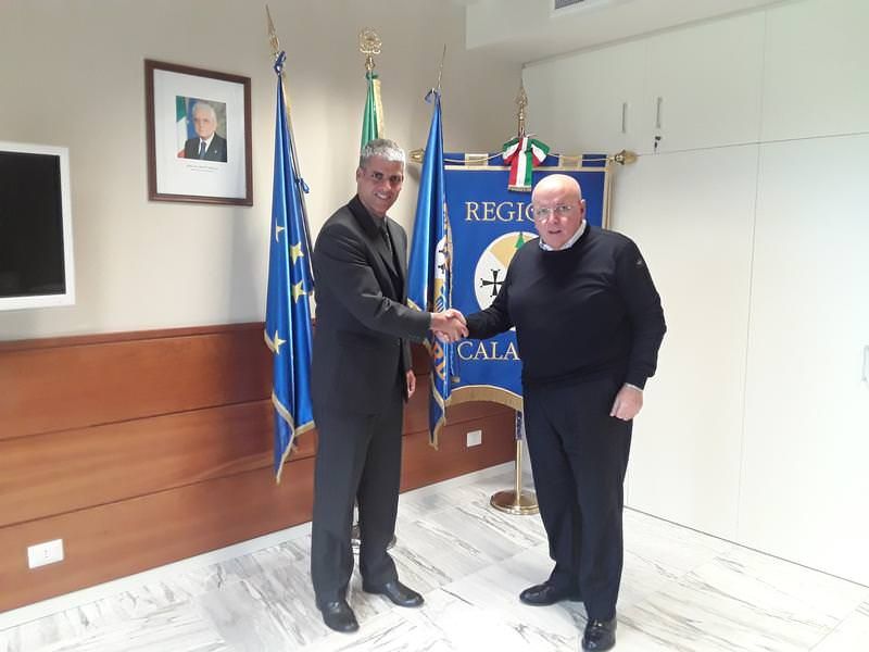 Oliverio: «Vogliamo intensificare le relazioni commerciali con Cuba»