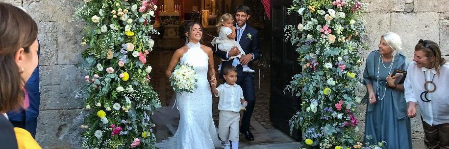 Fiori d’arancio in casa Tajani: si è sposato il figlio Filippo