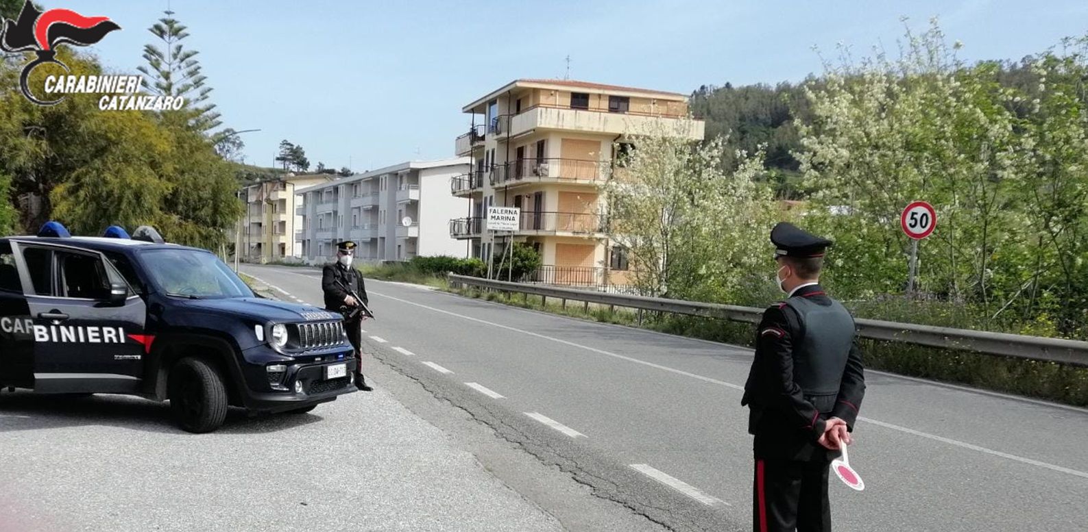 Falerna, estorce denaro ad un uomo conosciuto sui social: arrestata una 47enne