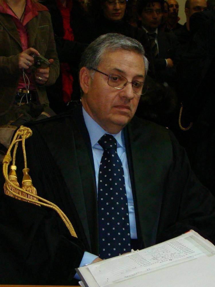 Mafia capitale, il Riesame temporeggia sulla scarcerazione dei calabresi