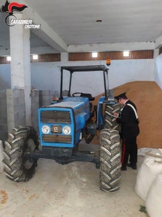 Ritrovati i trattori rubati a Isola Capo Rizzuto, un arresto