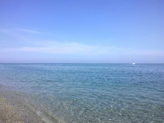 Balneazione, punto non conforme a Cirò Marina