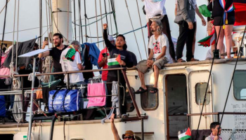 Prima Napoli, poi Cetraro: la flottiglia “Thousand Madleens to Gaza” arriva al Sud