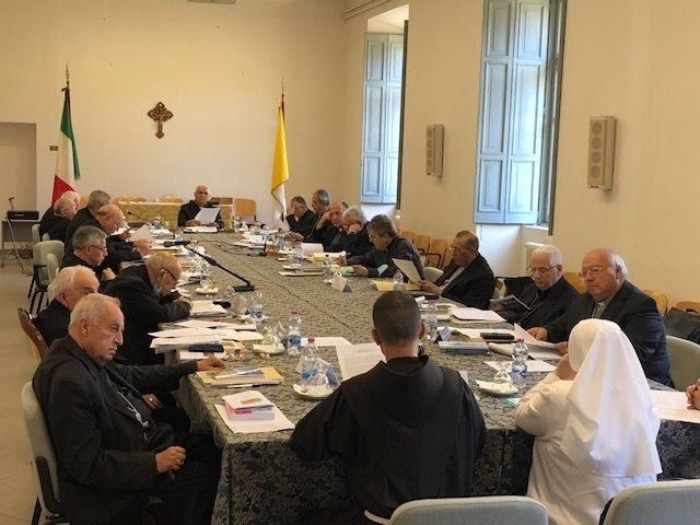 Conferenza Episcopale Calabra, approvato il messaggio rivolto ai politici per le regionali