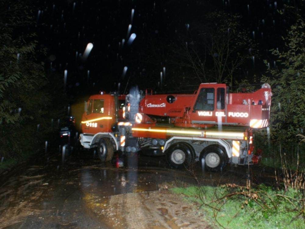 Distrutto da un incendio il Circolo velico di Paola