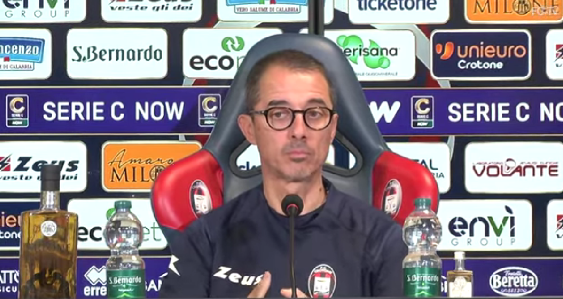 Crotone, Longo: «Contro il Giugliano ulteriore step di maturità»