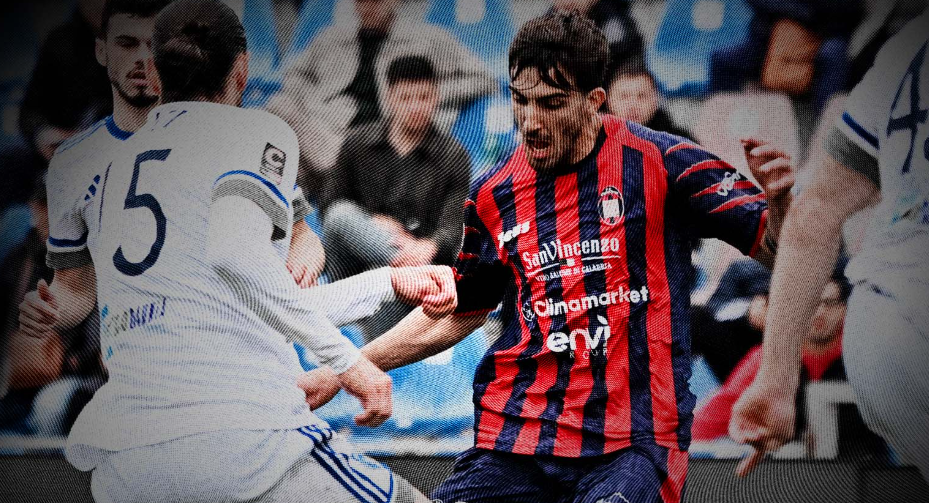 Crotone, vittoria allo “Scida”: rimonta e tris al Cerignola