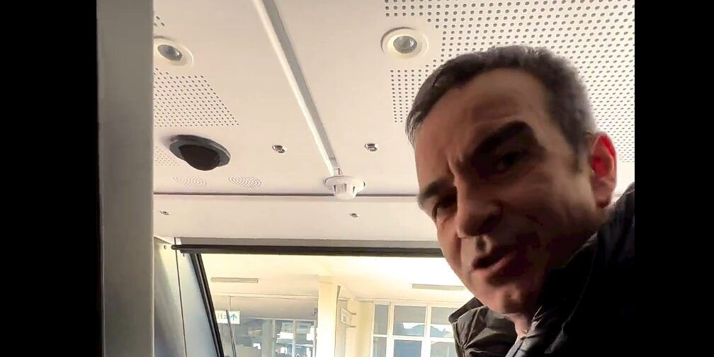 Tpl, sopralluogo di Occhiuto alla nuova flotta di treni e autobus: finalmente una regione civile – VIDEO