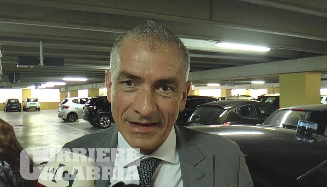 Sanità, Costa in Calabria: «Ristabilire la normalità»