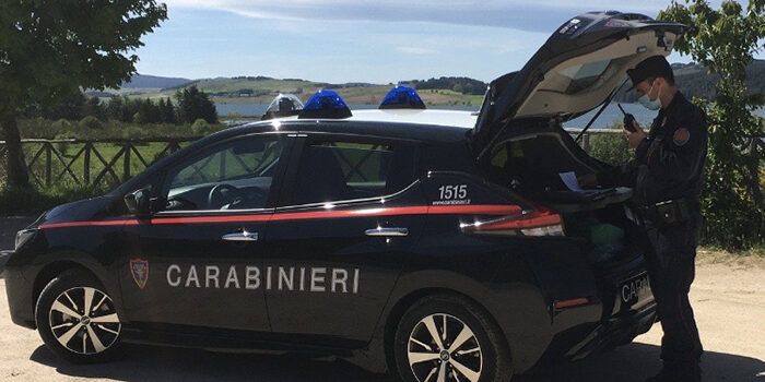 Sila, parcheggio sui prati: scattano le sanzioni