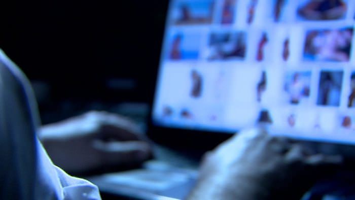 Cosenza, estorsione sessuale ai danni di un professionista: responsabile beccato con la mazzetta