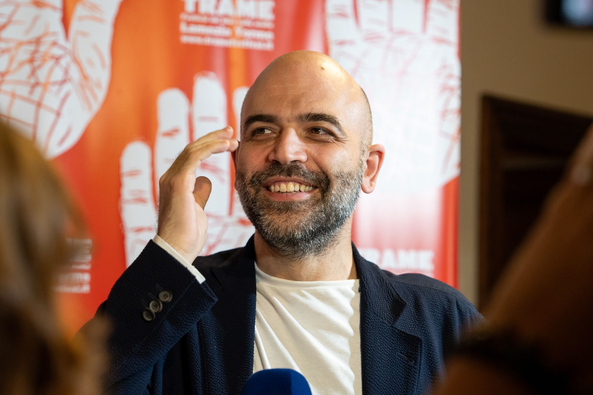 Saviano: «Chi dice che a Lamezia non serve un festival sulle mafie manda un messaggio di omertà»