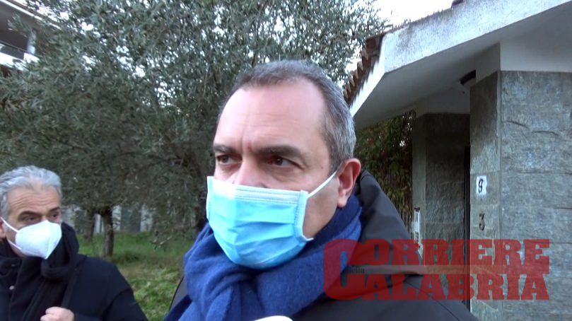 È rottura Tansi-de Magistris. «L'ex capo della Prociv unico candidato possibile»