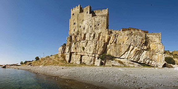 Il tour della Calabria tra le pagine di “La Freccia”