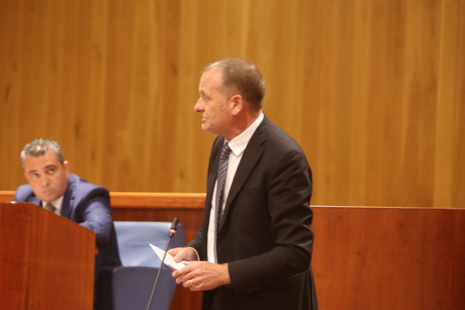 Mimmo Bevacqua si autosospende dal gruppo del Pd