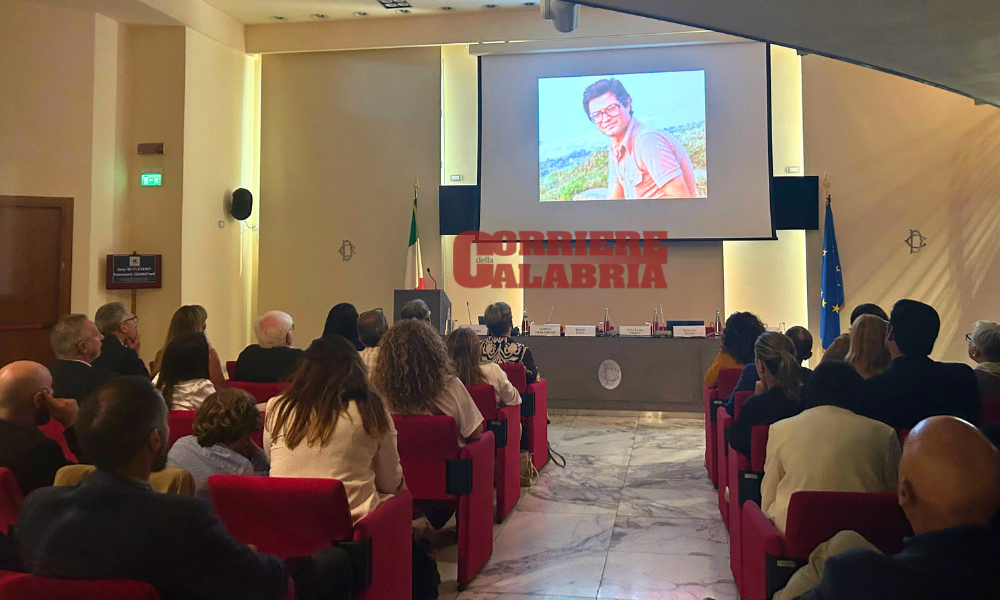 Il coraggio di ribellarsi alla ‘ndrangheta e la lotta per la verità: la storia di Peppe Valarioti in “Medma non si piega”
