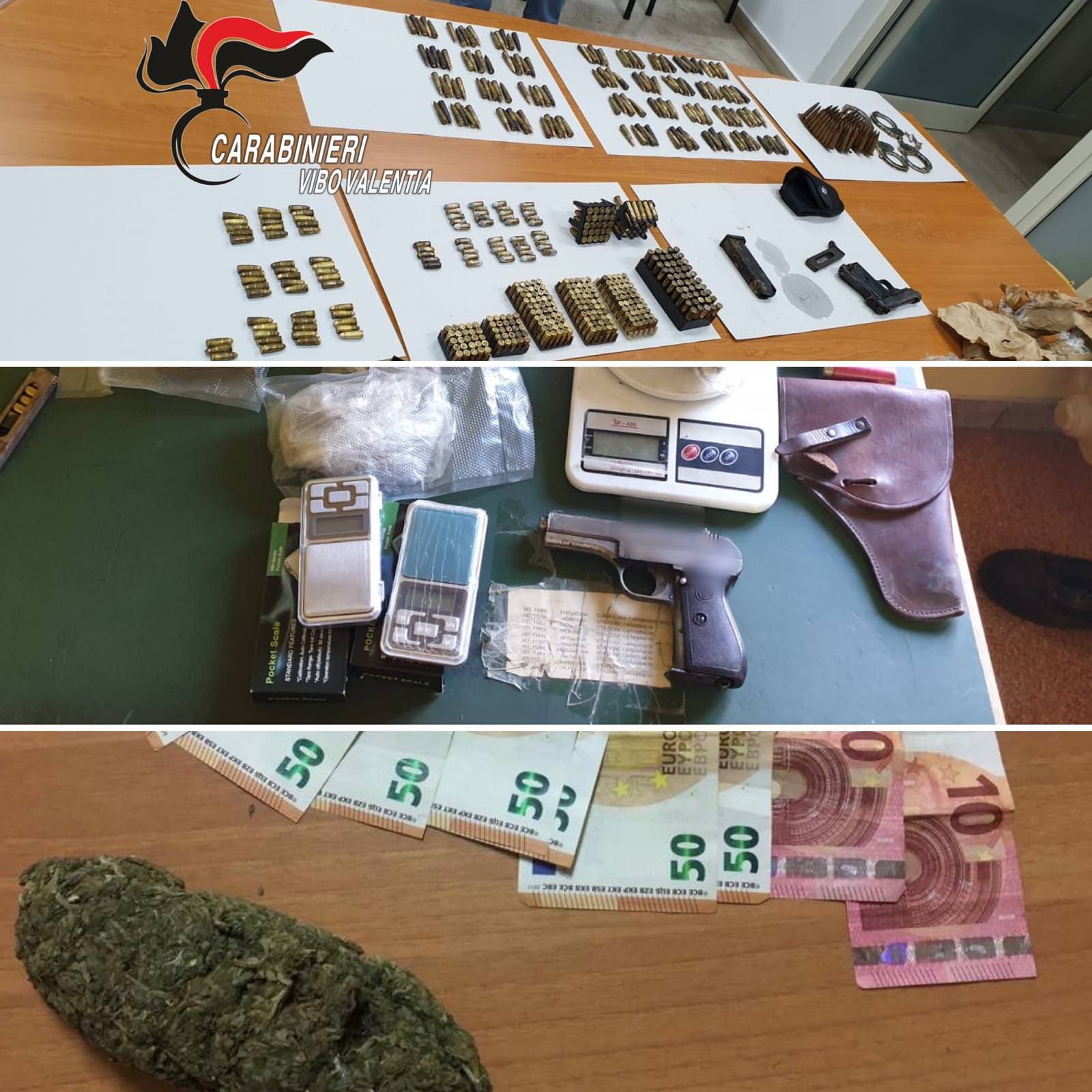 Pistole e Kalashnikov, a Limbadi i carabinieri sequestrano un mini-arsenale