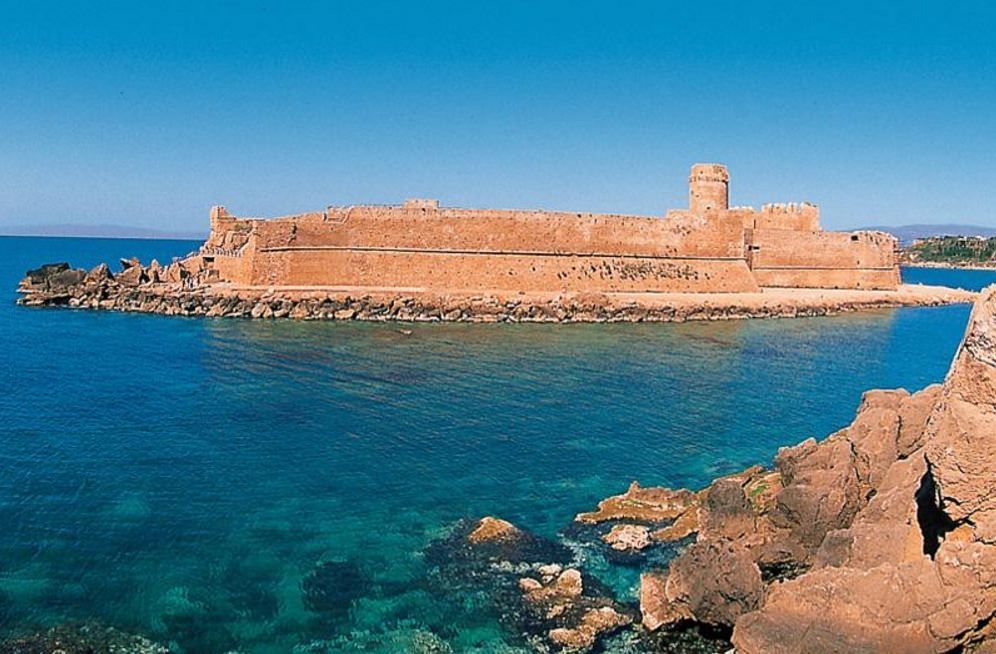 “Capo Rizzuto”, pubblicato l’ avviso per l’area marina protetta