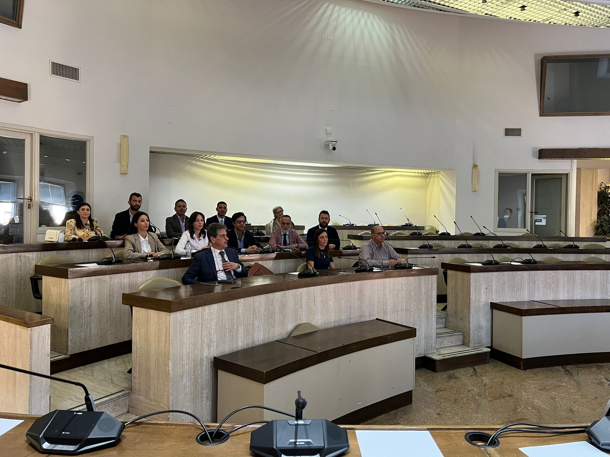 Crotone, manca il numero legale. Salta il Consiglio comunale