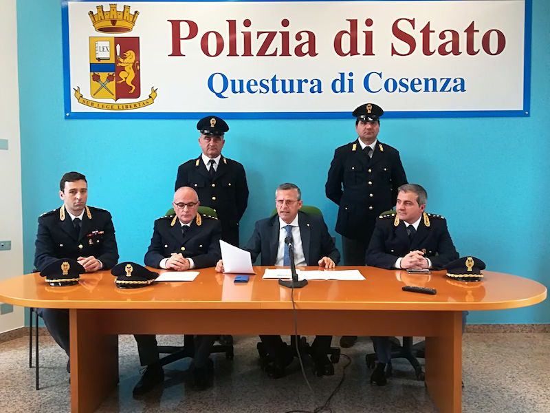 Cosenza, 16 daspo urbani – VIDEO