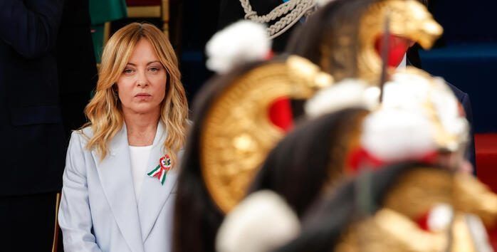 Scontro Meloni-Salis: «La parata del 2 giugno non si tocca»