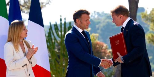 meloni macron lollobrigida al vertice Antibes