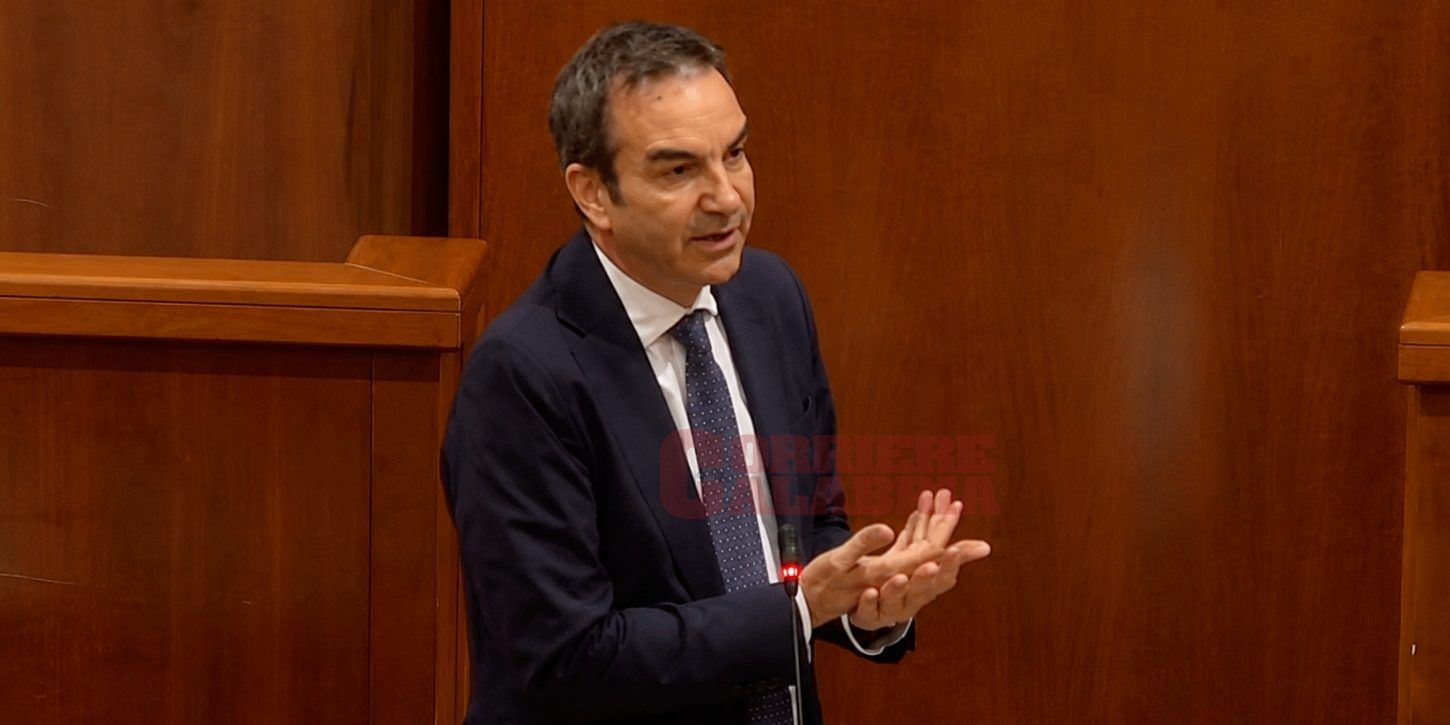 Occhiuto in Aula dopo la tragedia di Amendolara: «La Regione pagherà rimpatrio e riconoscimento delle salme»