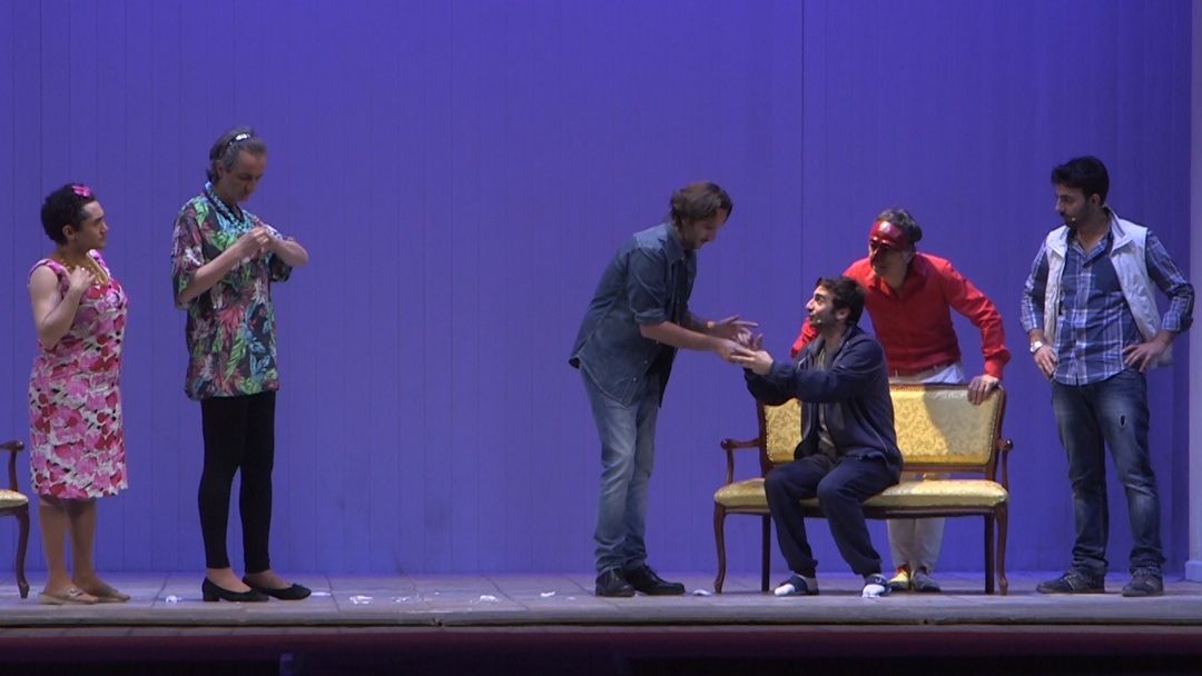 Vincenzo Salemme entusiasma il Rendano