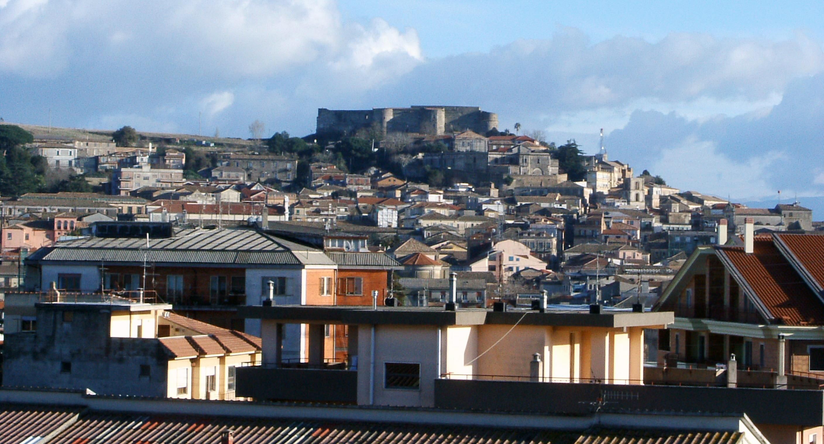 Voragine nel centro di Vibo, sequestrata la rete fognaria