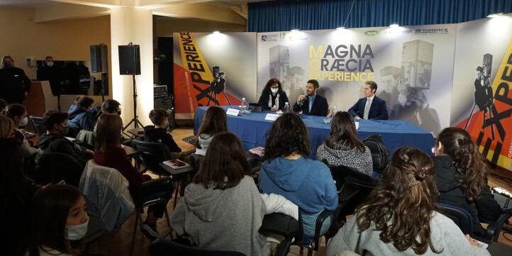 Da “Il Collegio” Andrea Maggi incontra gli studenti al Magna Graecia Experience