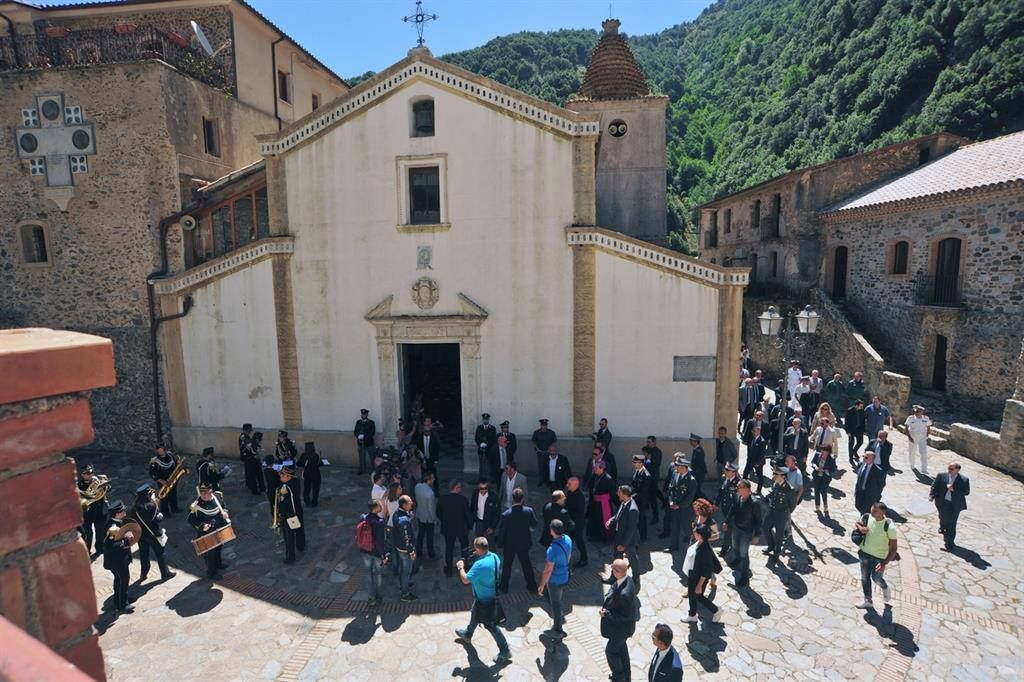 San Luca, il vescovo condanna chi ha «profanato Polsi»