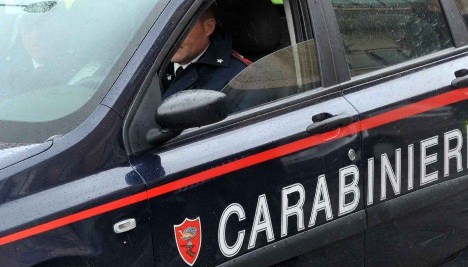 Strangola la madre gravemente malata