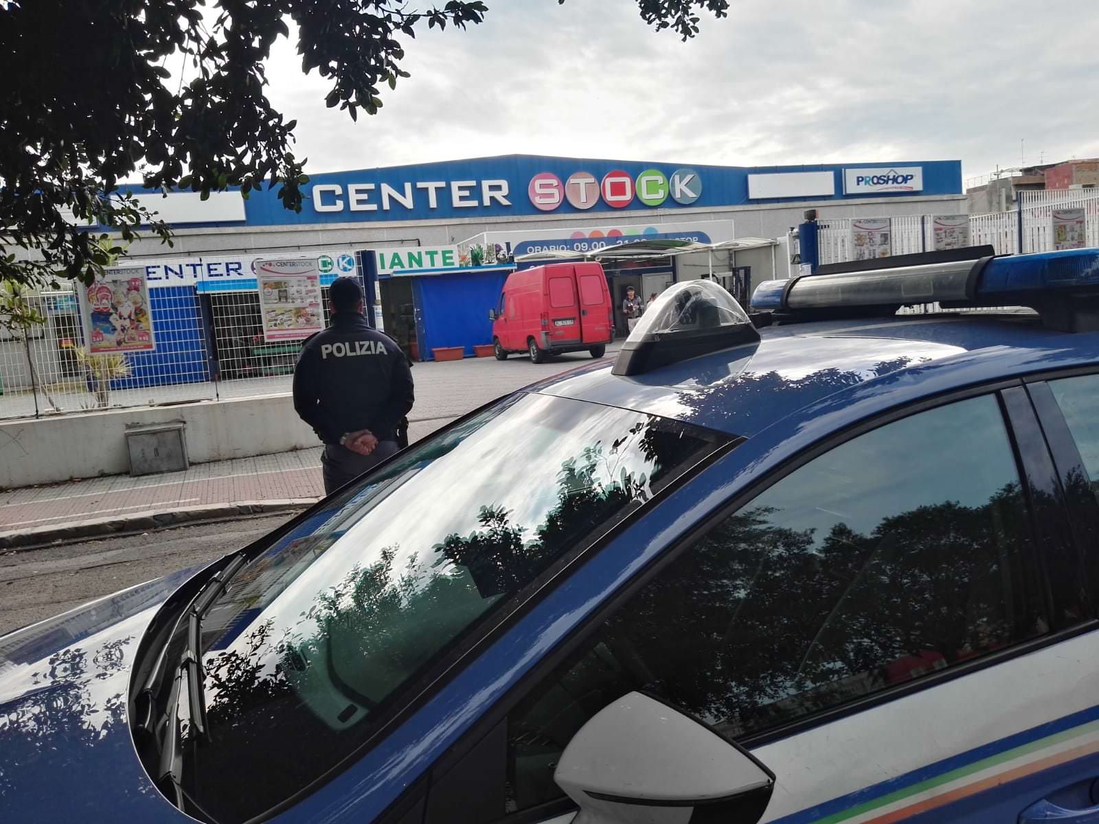 Reggio, furto notturno allo “Stock Ingross Cash & Carry”