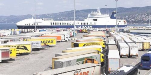 condanna-reggino-ufficio-dogane-trieste