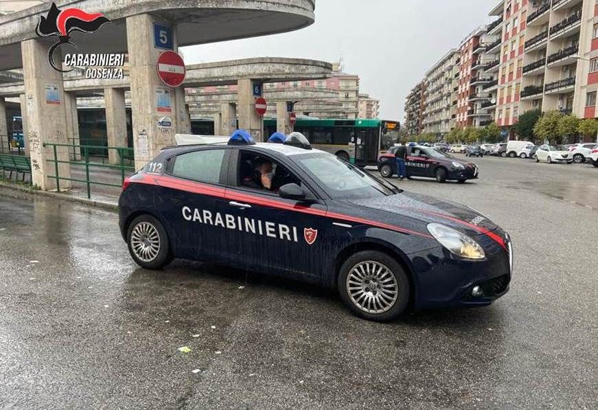 Allarme sicurezza, giro di vite sui controlli all’autostazione di Cosenza