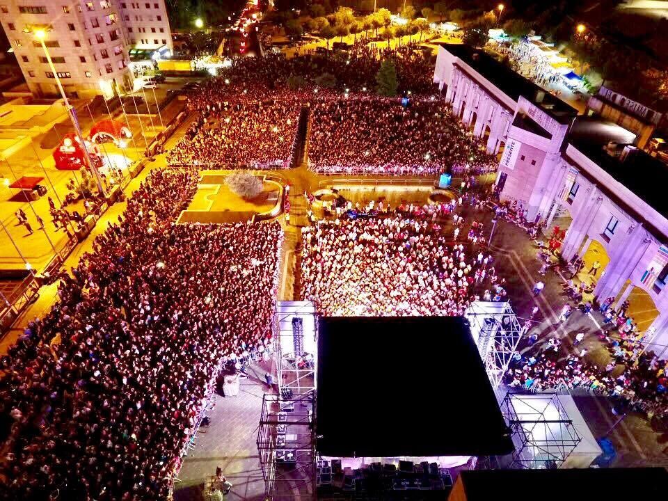 Rende balla con Radio Deejay e J-Ax