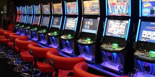 Modena, la denuncia del sindaco blocca l’affare sulle sale slot del «boss di ‘ndrangheta»