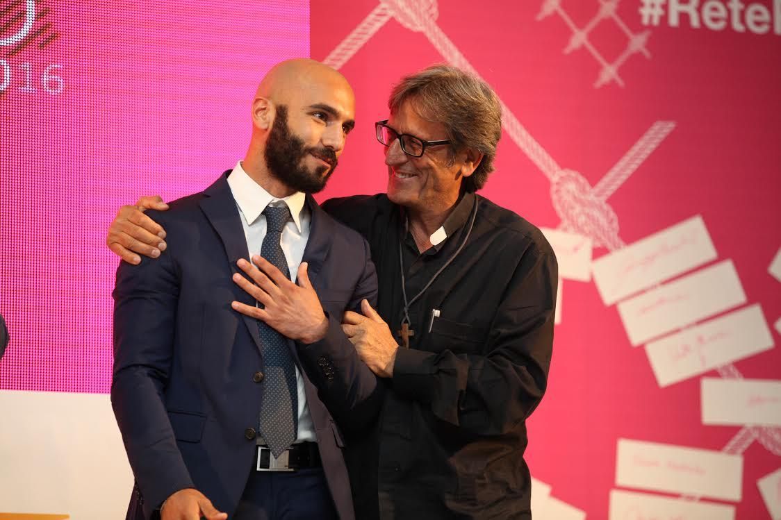 Don Aniello Manganiello e Carmelo Gurnari sono le "Stelle del Sud" più social