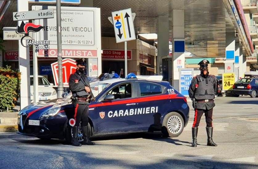 Evasione e resistenza ad un pubblico ufficiale, un arresto a Cosenza
