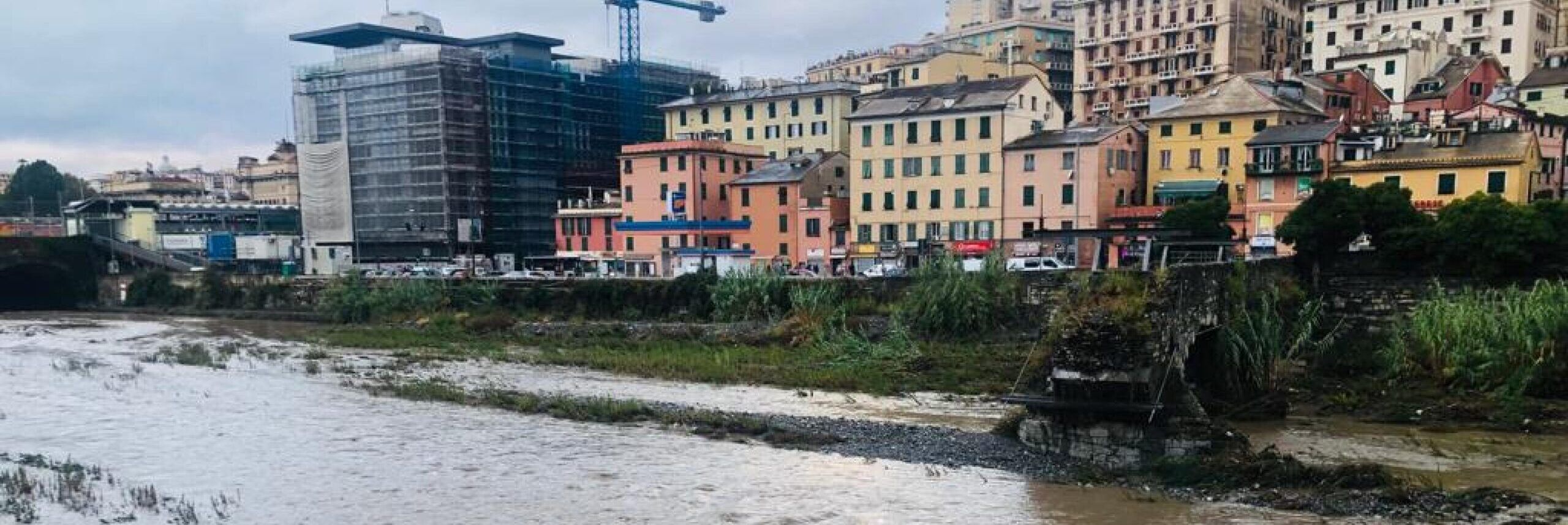 Il maltempo sferza il Nord, treni sospesi tra Italia e Francia