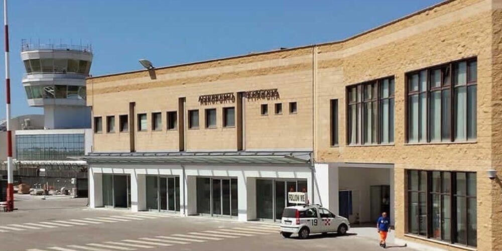 «Dopo Reggio potenziare anche l’aeroporto di Crotone. Serve un volo diretto per la Germania»