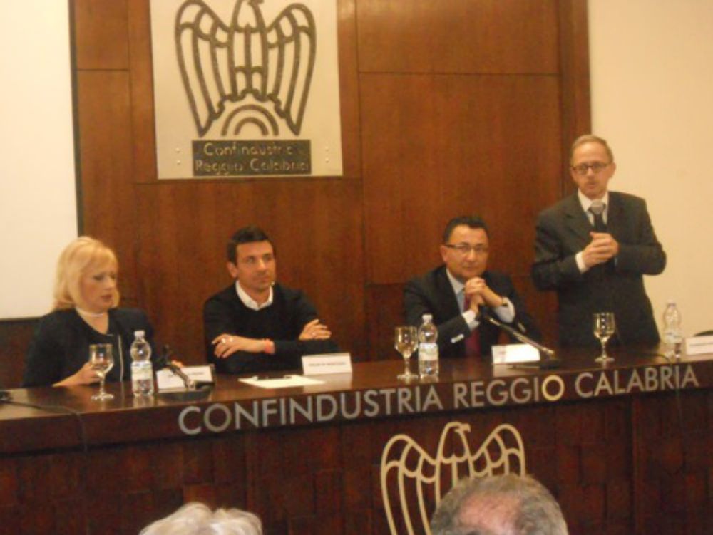 Imprese, a Reggio si discute del futuro