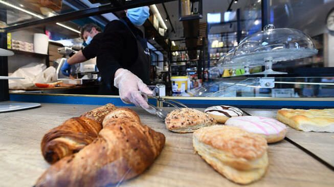 Calabria in zona gialla, i ristoratori: «Ora speriamo nella ripresa economica»