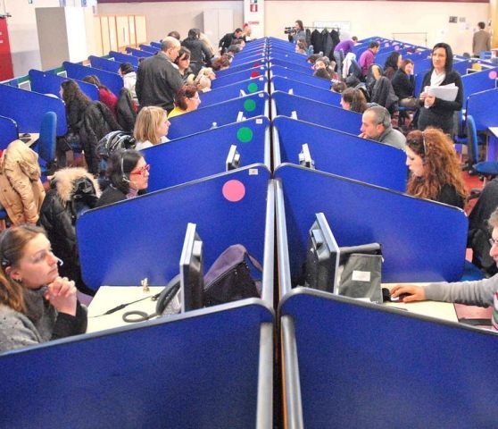 Locri, “Call&Call” licenzia 129 dipendenti