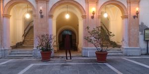 Catanzaro, “caccia” alle firme contro Fiorita. Ma l’operazione “spallata” non è in discesa