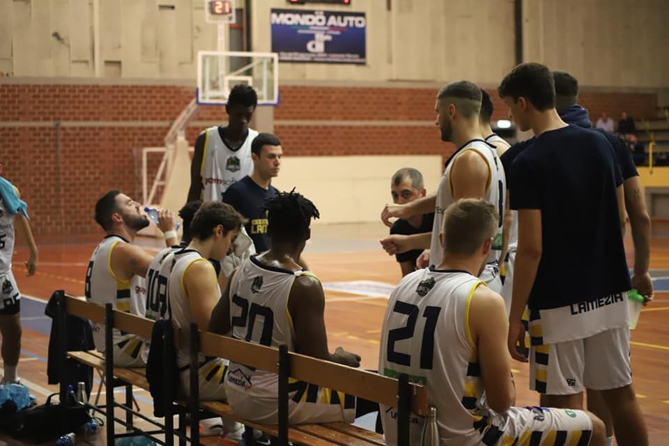 Continua il mal di trasferta per il Basketball Lamezia, Marigliano vince 87-67