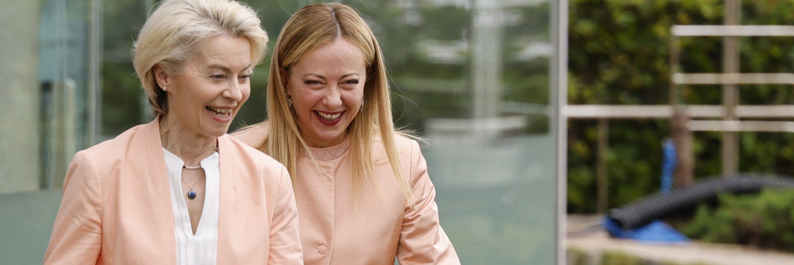 Ue, il Consiglio sceglie von der Leyen. Meloni: «Grave errore»