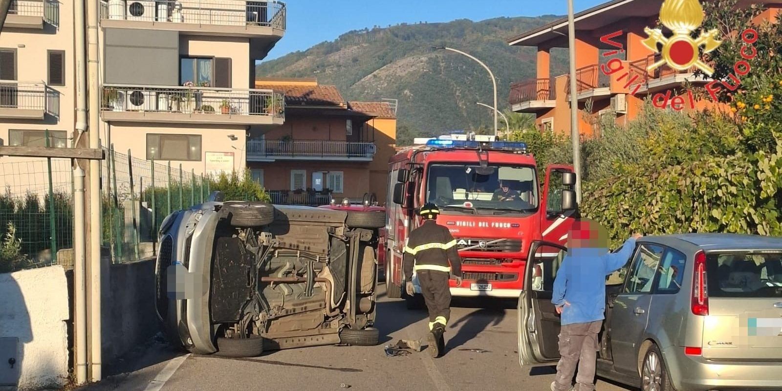 Incidente stradale a Lamezia Terme, due feriti trasportati in ospedale