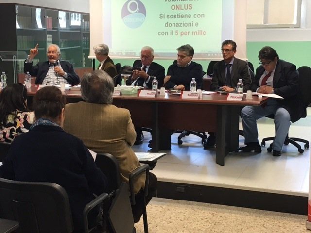 «Anche i "colletti bianchi" silenziano la stampa»