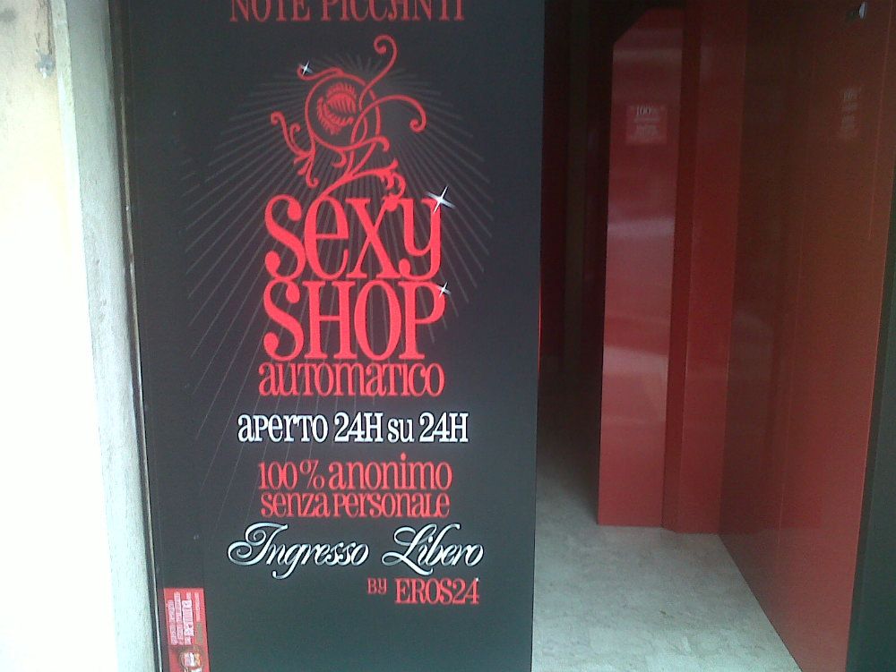 IN EDICOLA | Il sesso a interessi zero